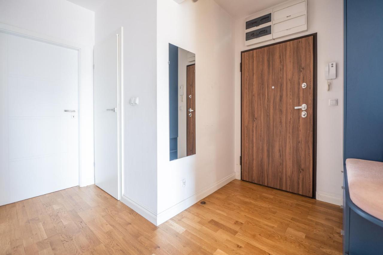 Krucza Apartment ~ Self Check-In 24H ~ Parking And Lift فروتسواف المظهر الخارجي الصورة